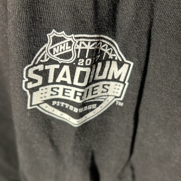 NHL Reebok Mens LS 2017 Stadium Series Flyers Tee Color Black Size Large - Picture 2 of 4